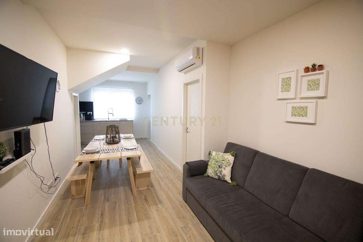 Moradia com 10 Quartos em Pedrouços - Grande imagem: 3/24