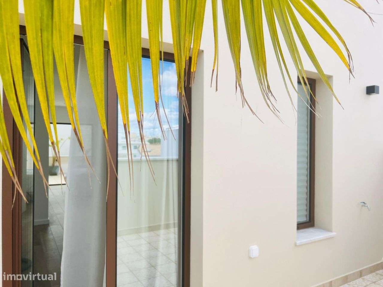 Moradia T4 com garagem baixa de Faro-40