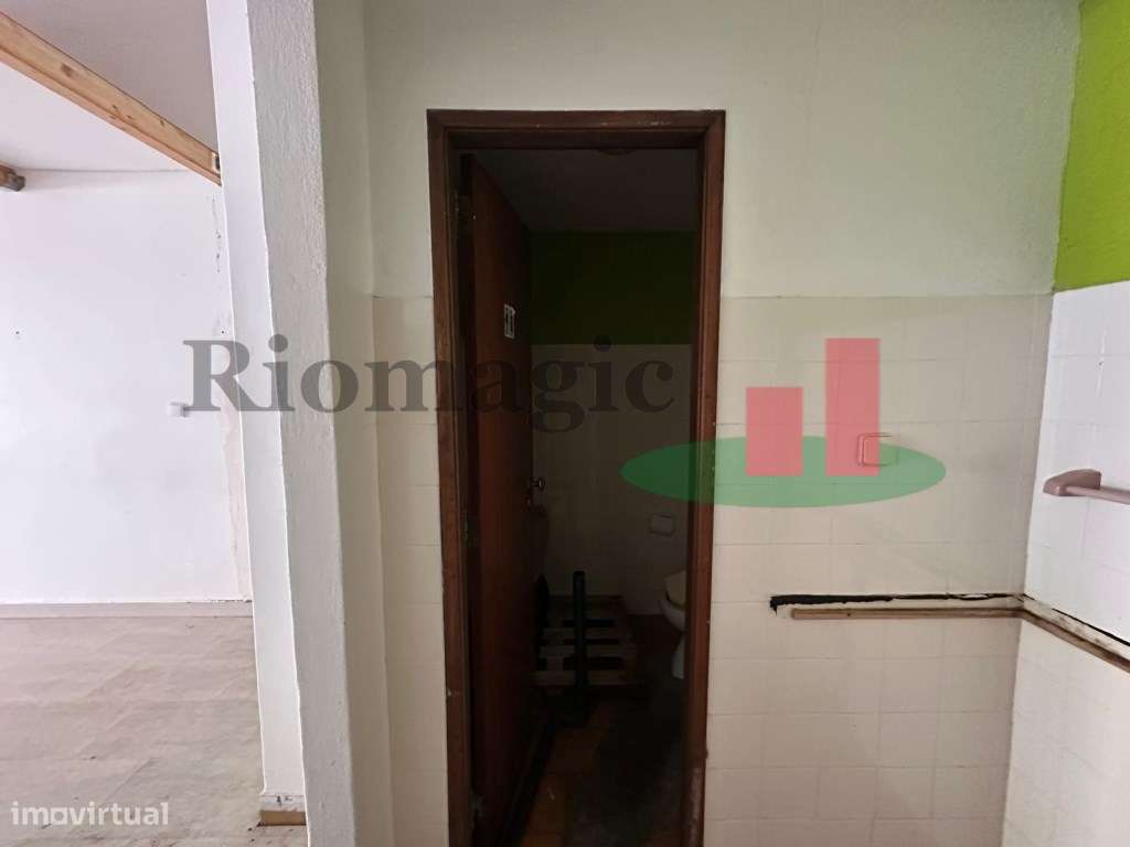 Loja ampla com WC em Loures - Grande imagem: 5/7