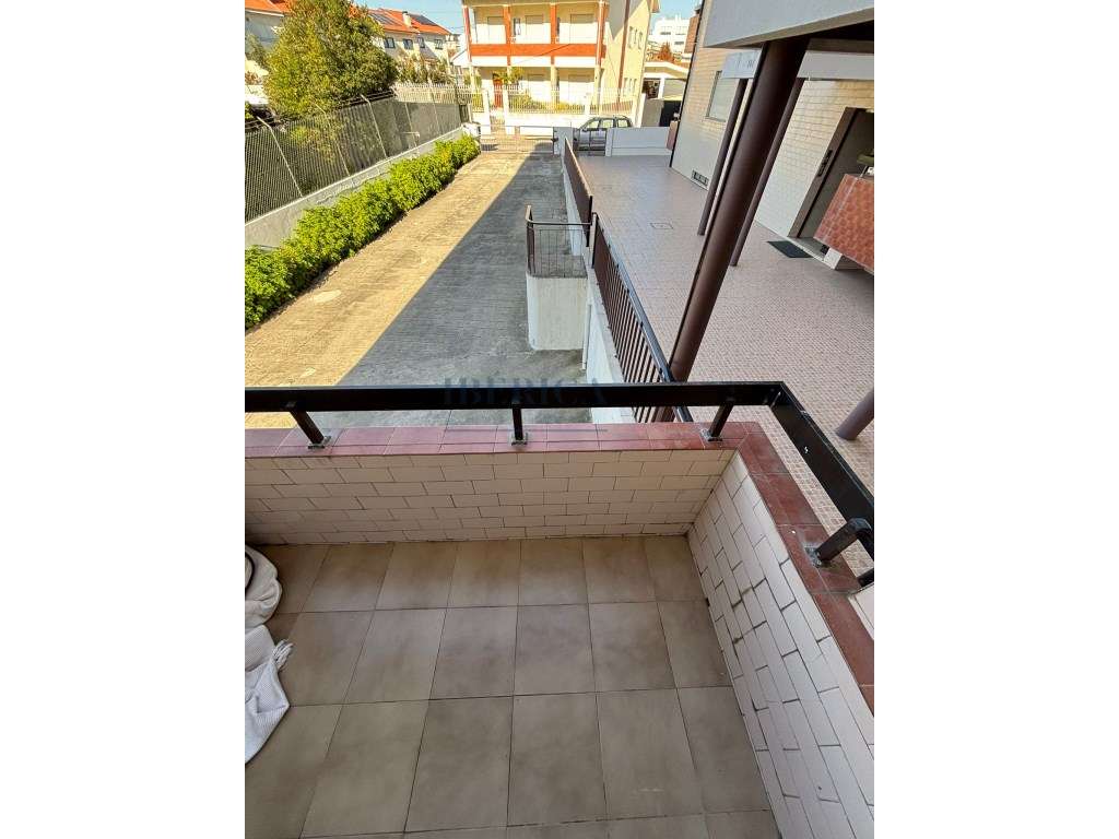 Apartamento T3 Renovado - São Félix da Marinha - 200 metros da prai...-34