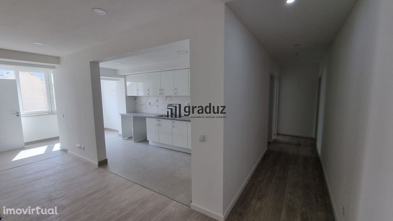 Apartamento T2 Remodelado, Venda, no Centro de Castelo Branco