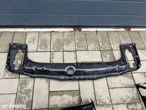 BMW F30 F20 F22 pas przedni wzmocnienie górny 12- - 7