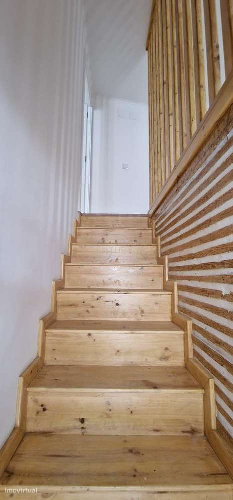 Prédio na Zona Histórica de Torres Novas - Grande imagem: 3/13