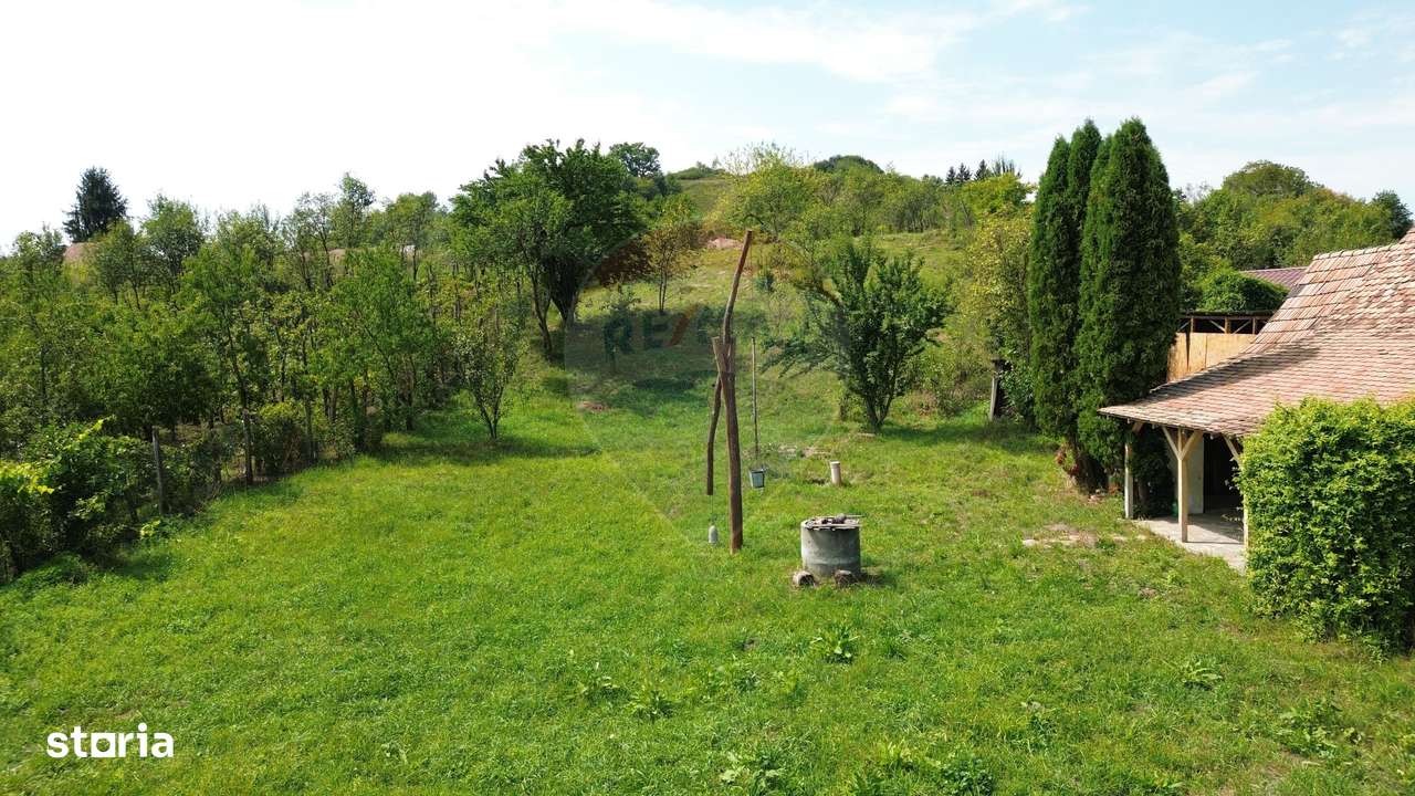 Casă de vacanță în sat săsesc, Moardăș – județul Sibiu, 1138 mp - Imagine principală: 3/17