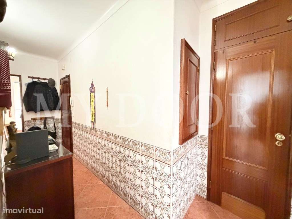 Apartamento T2 em Moscavide - Excelente Área - TERRAÇO 25M-17
