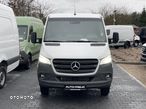 Mercedes-Benz Sprinter - 2