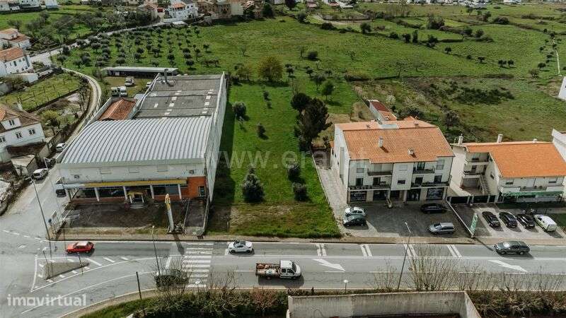 Terreno Urbano / Seia, Seia, São Romão e Lapa dos Dinheiros - Grande imagem: 2/9