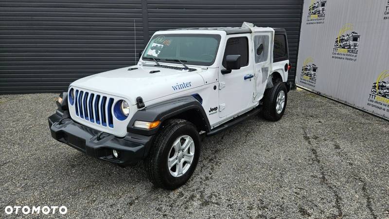 Jeep Wrangler - 8