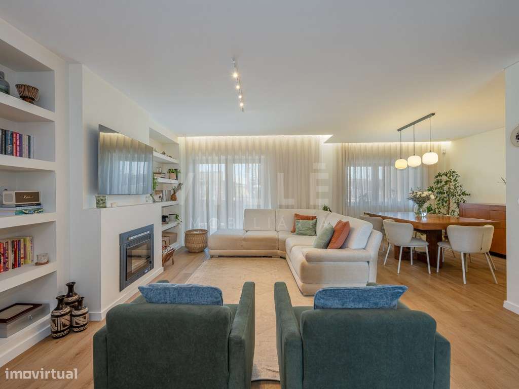 Moradia Independente T5 renovada em 2025 | 1450m2 de terreno | Prai...-0