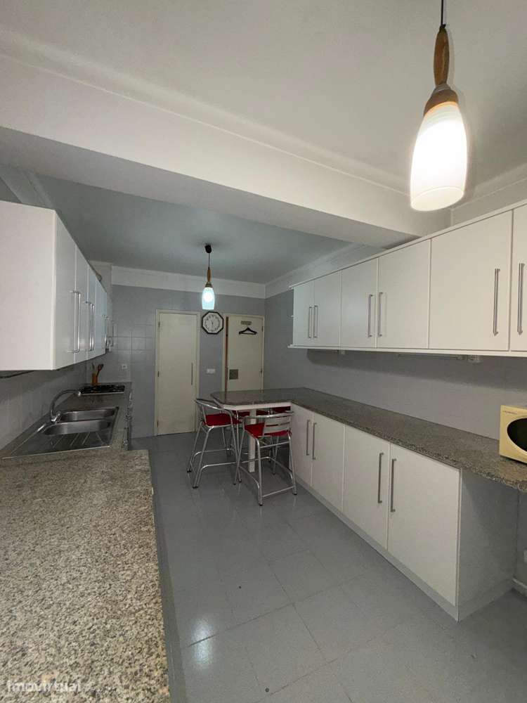 Arrendamento de apartamento T2 em Tavarede - Grande imagem: 3/21