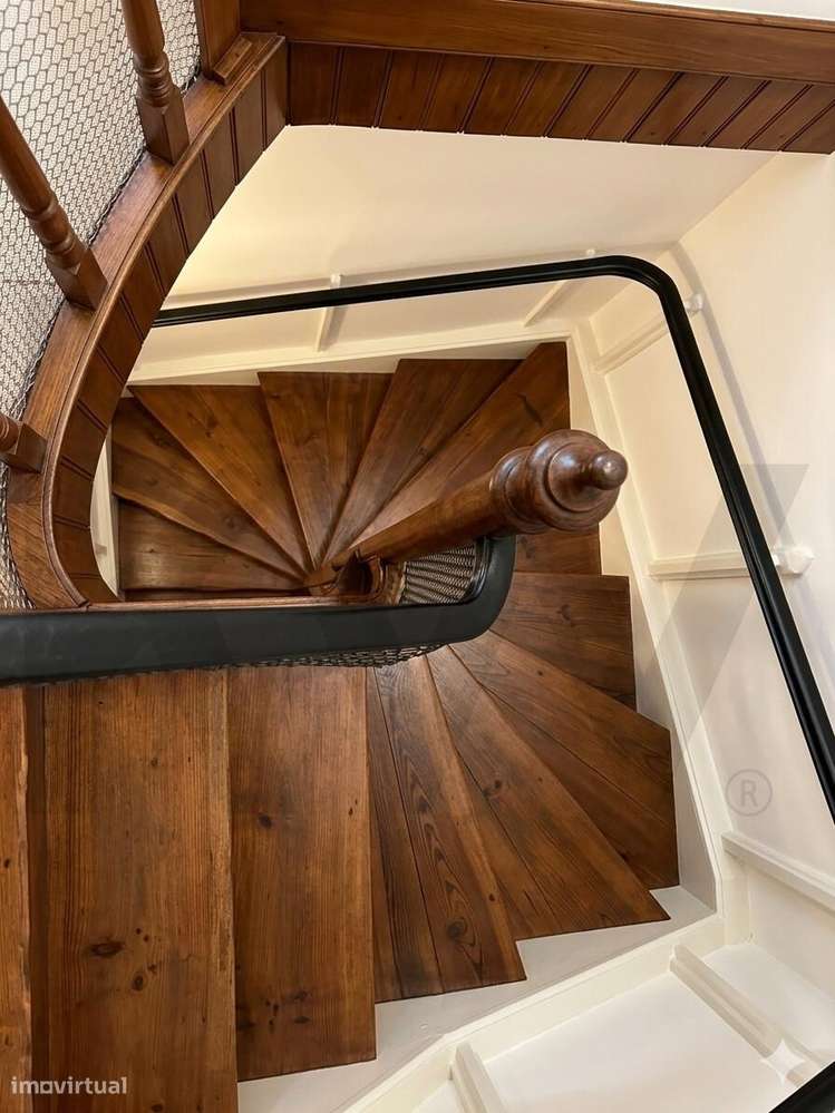 Prédio no centro da Figueira da Foz ideal para investimento - Grande imagem: 3/33