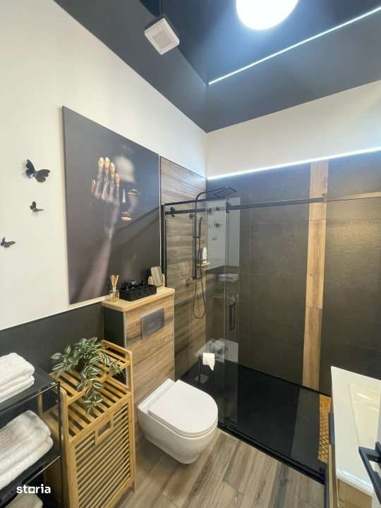 Apartament cu o camera, 36 mp, zona centrala - Imagine principală: 5/8