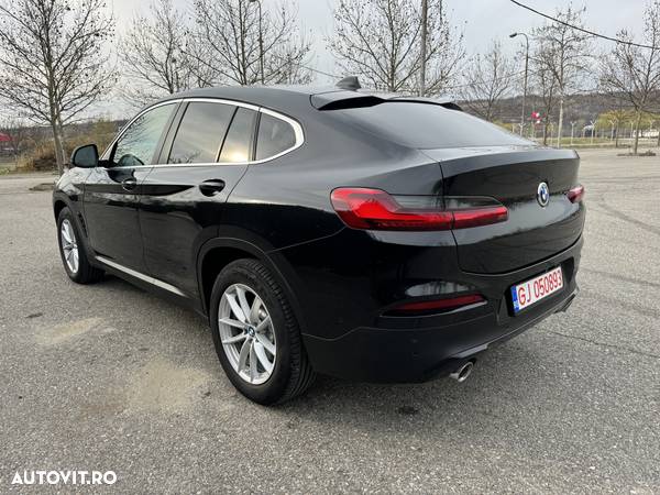 BMW X4 xDrive20i AT - 7