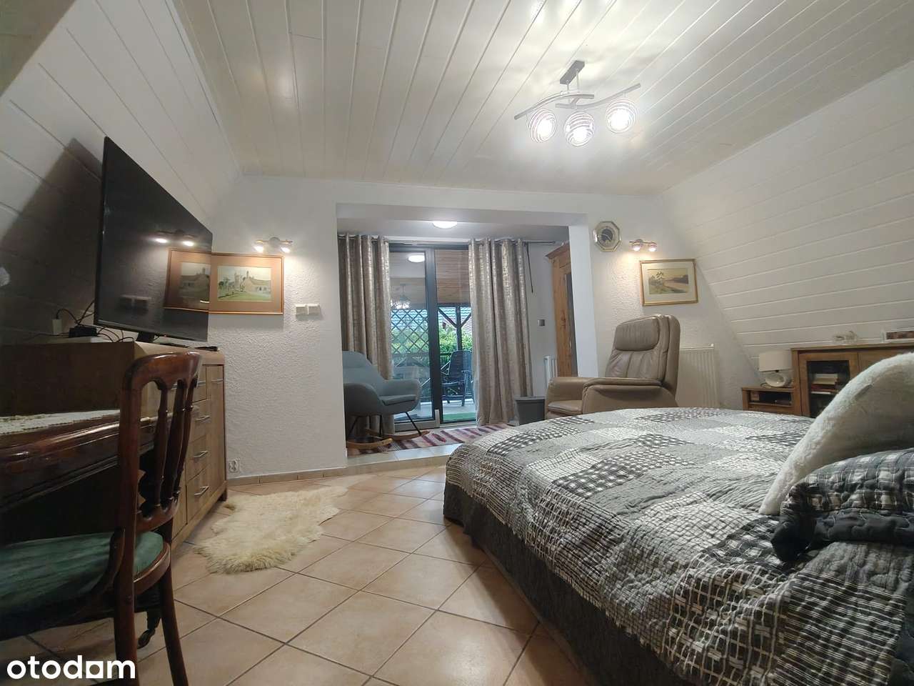 Całoroczny Dom nad Jeziorem (przekształcony na mieszkalny)-12