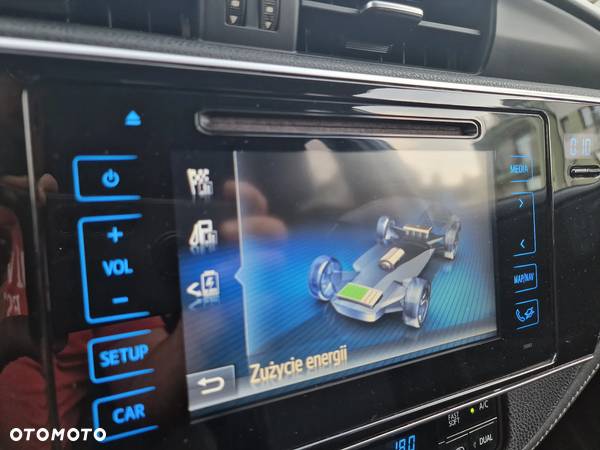 Toyota Auris 1.8 VVT-i Hybrid Automatik Design Edition - 36