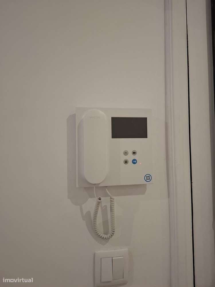 Apartamento T2 com elevador em Sintra-3