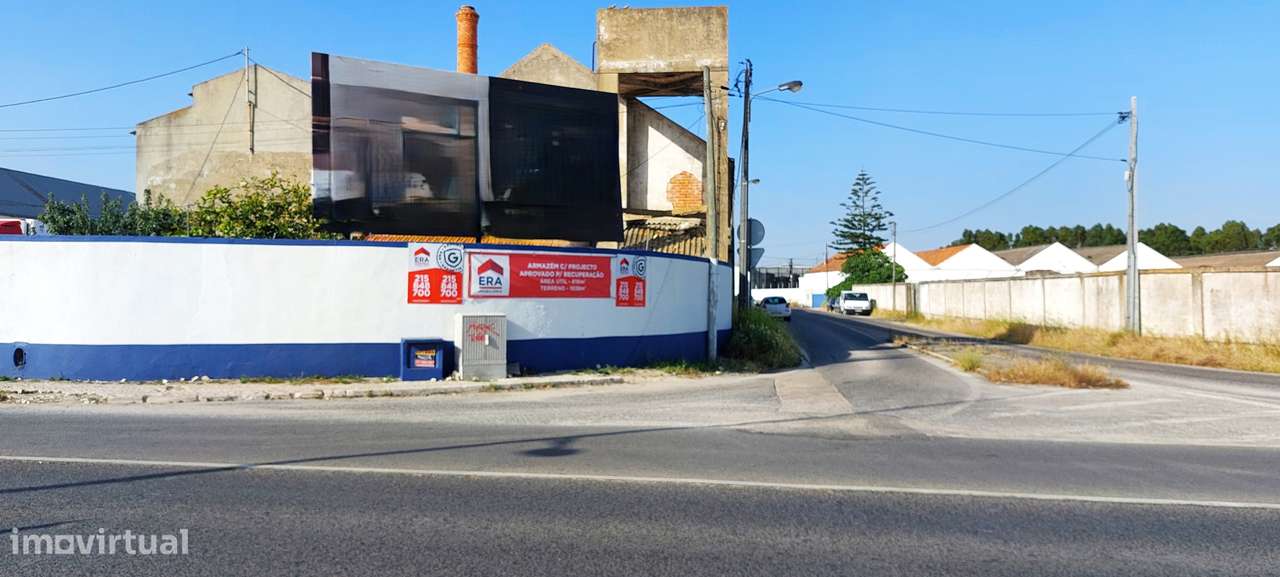 AFONSOEIRO - Armazém num terreno com 1938m2! - Grande imagem: 2/12