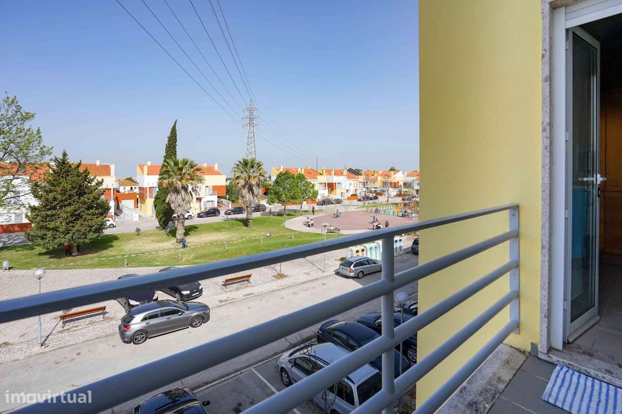 Apartamento T3 Excelentes áreas-32