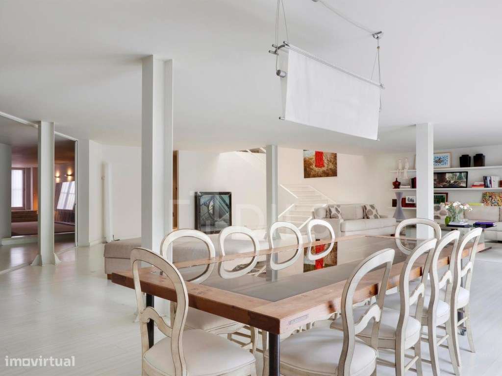 Moradia T4 com projeto aprovado na Lapa - Grande imagem: 4/29