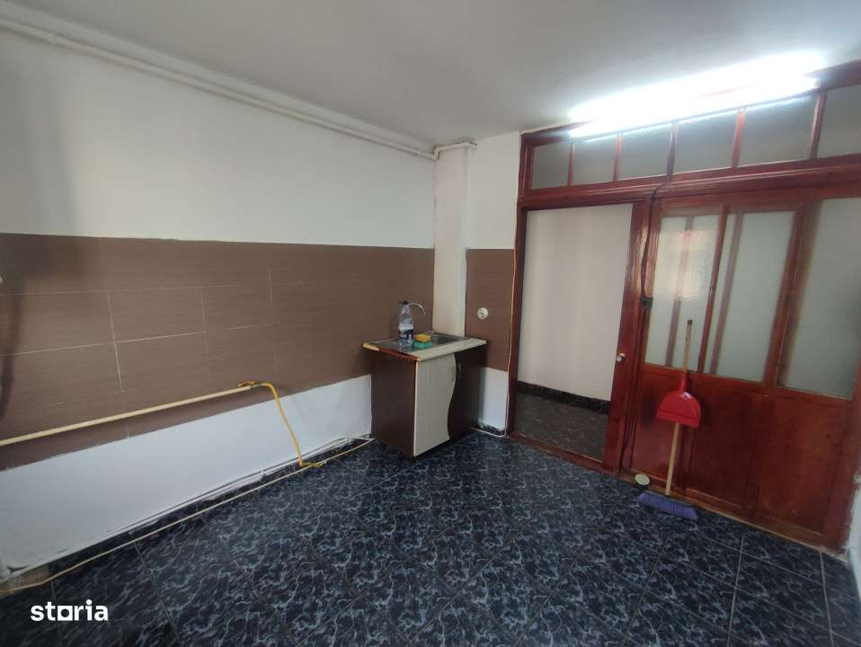 Apartament de 3 camere, 60 mp., zona Lama - Imagine principală: 2/13