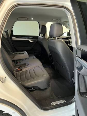 Volkswagen Touareg V6 TDI - 22