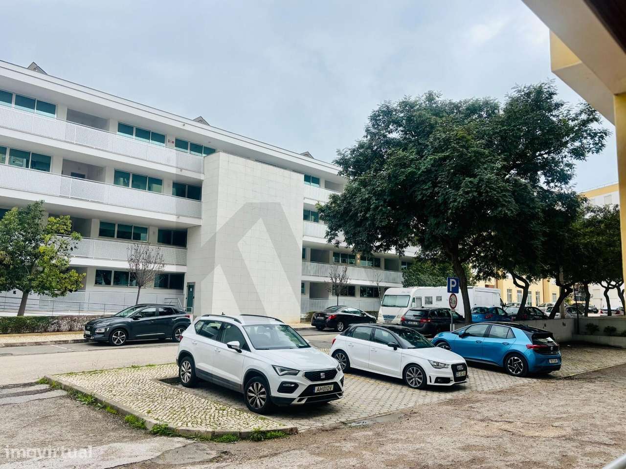 Fantástico apartamento com 3 Quartos para arrendamento Anual na Praia - Grande imagem: 5/33