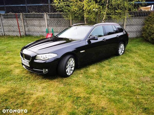 BMW Seria 5 530d xDrive - 2