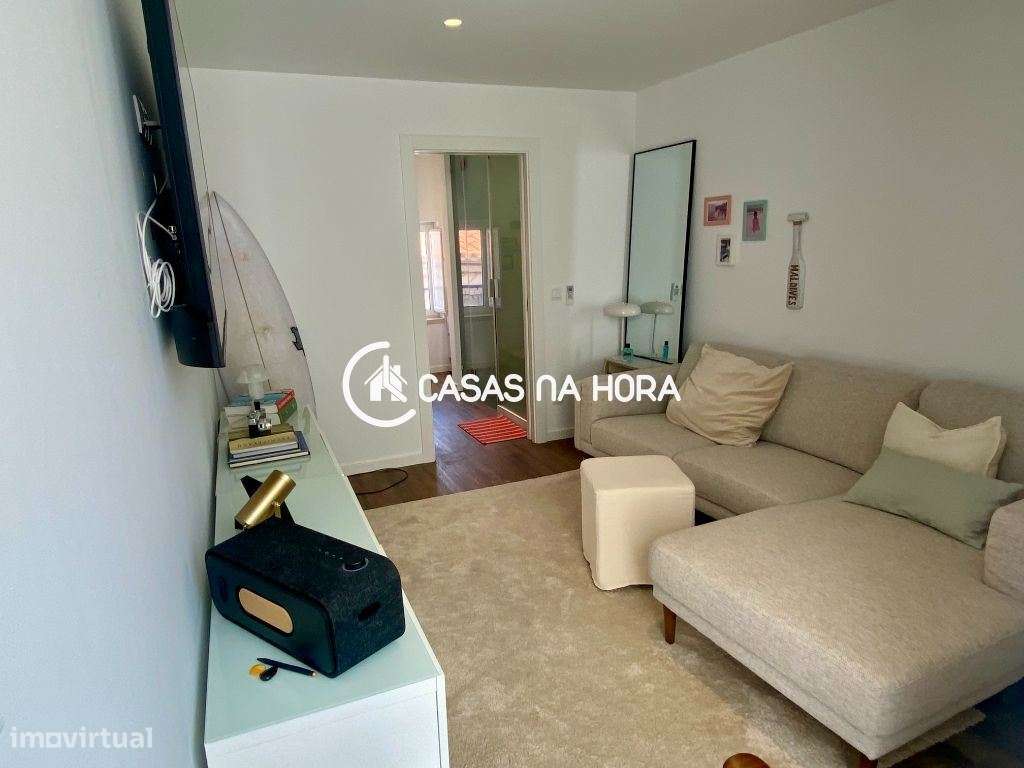 Moradia Triplex T2 em Almada na Rua Capitão Leitão-13