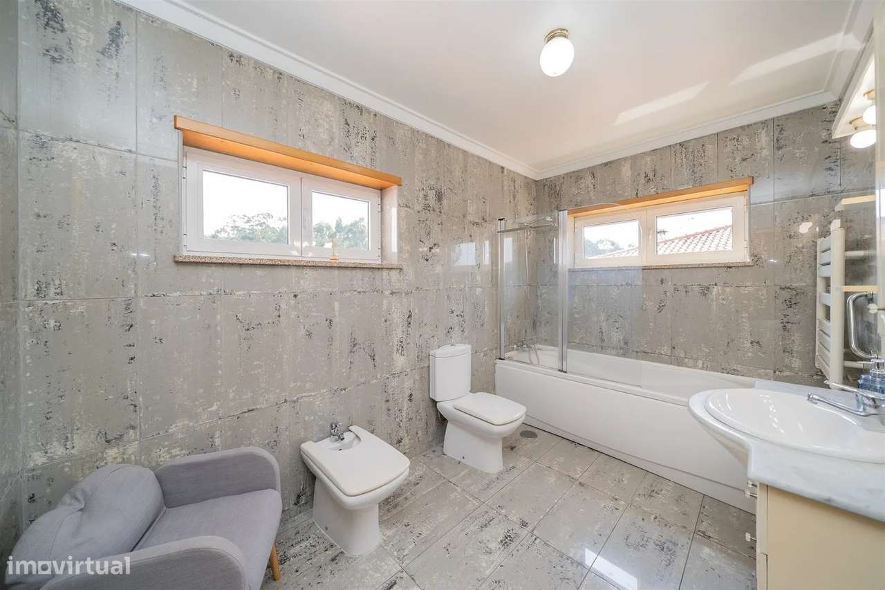 Moradia T4 com piscina nas Marinhas | Esposende-42