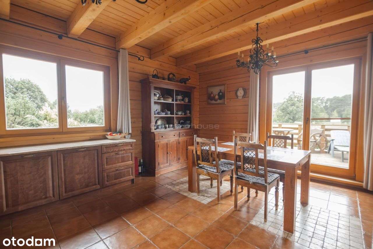 Wyjątkowy dom z bala w prywatnym parku-9