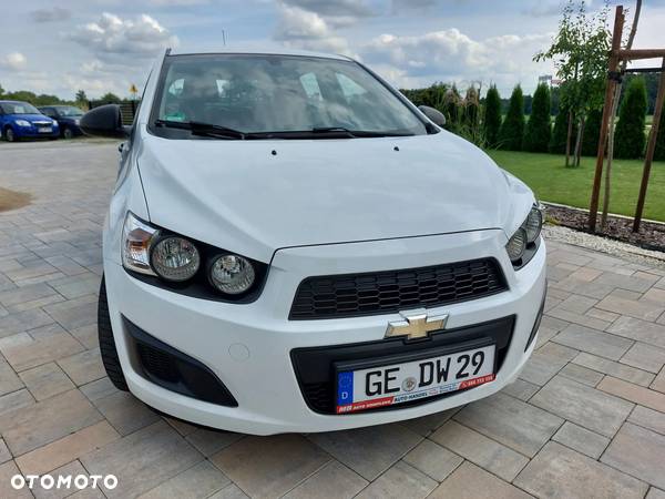 Chevrolet Aveo 1.2 LS - 29