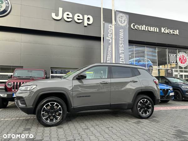 Jeep Compass - 2