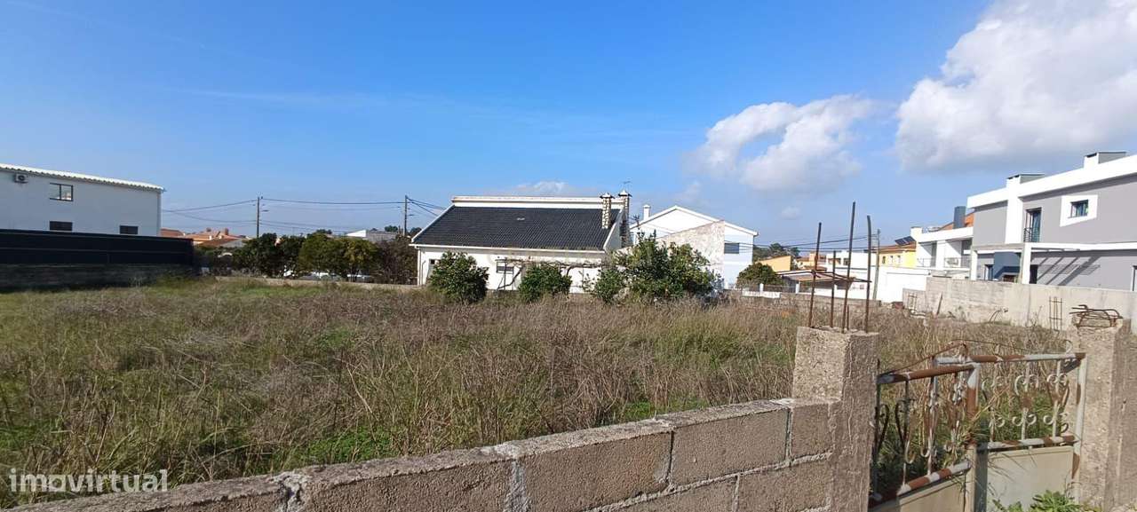 Fernão Ferro- Terreno Urbano - Grande imagem: 2/3