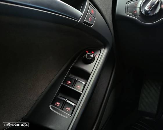 Audi A5 Cabrio 2.0 TFSi quattro S-line S-tronic - 28