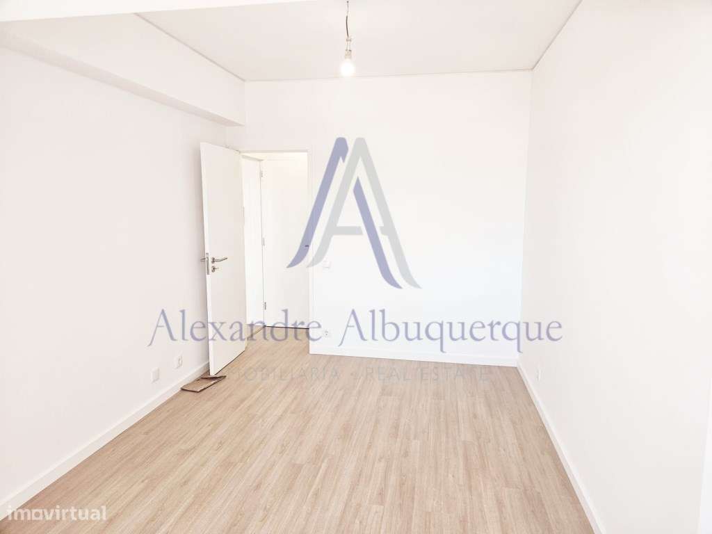Apartamento T2 Renovado em Santana - Sesimbra | Excelente Oportunidade-6