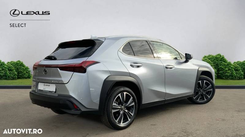 Lexus UX - 16