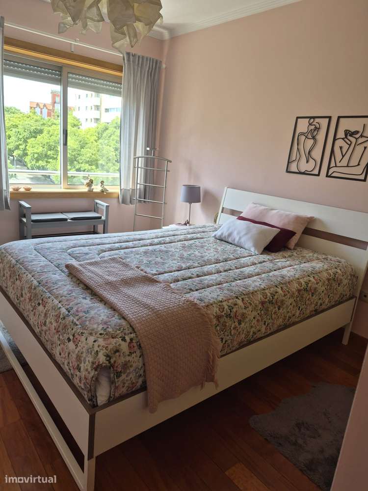 Comprar Excepcional Apartamento T2+1/ 3frentes Águas Santas-12