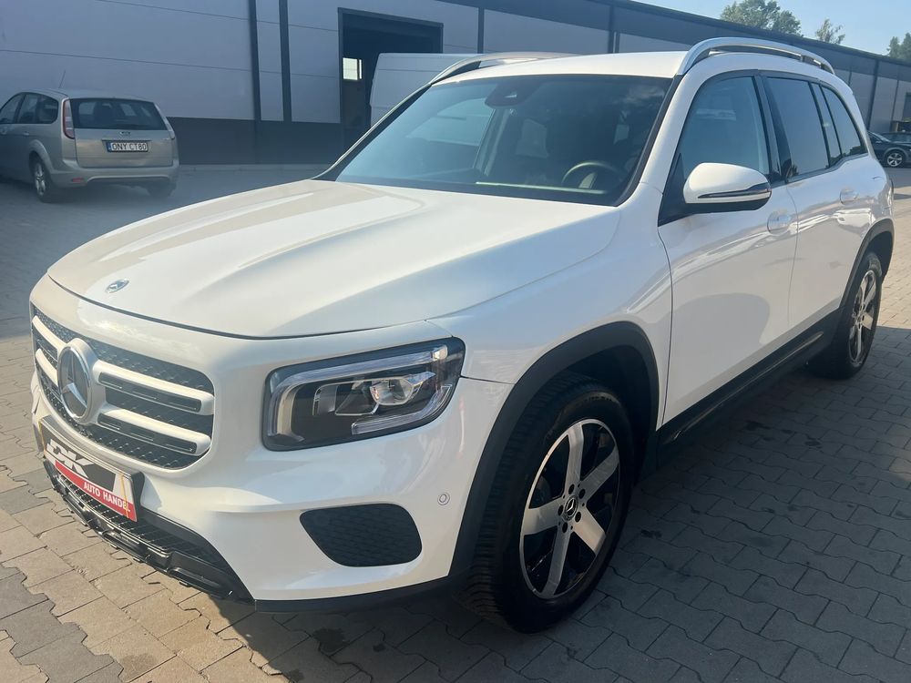 Mercedes-Benz GLB 2024
