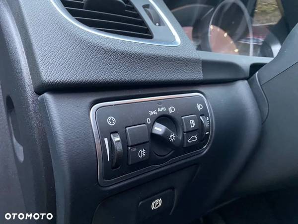 Volvo V60 D3 Drive-E Momentum - 30