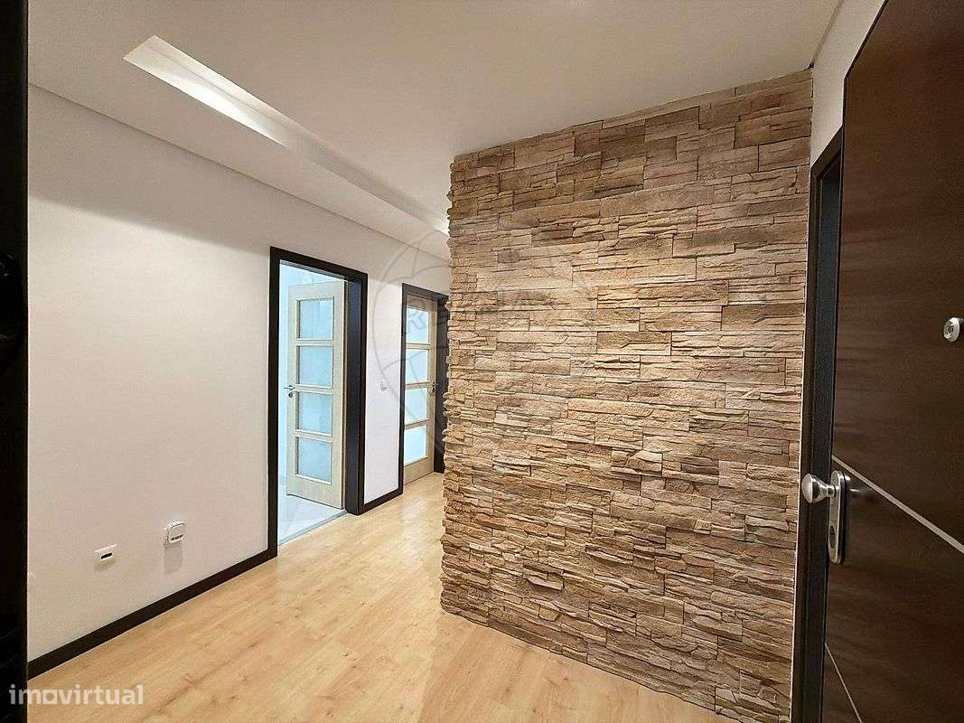 Apartamento T1 para venda - Grande imagem: 2/12