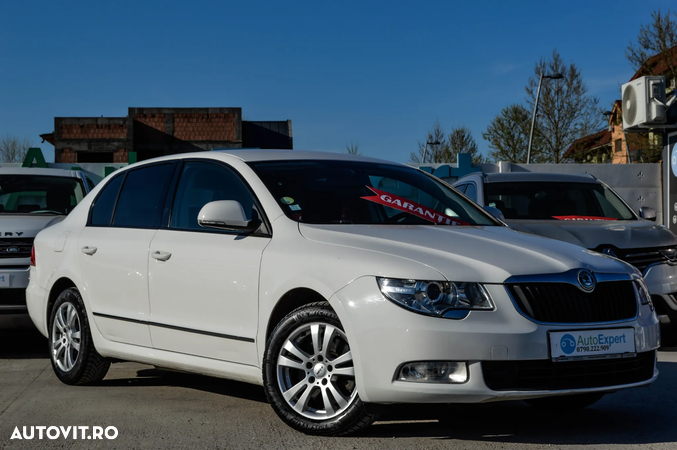 Skoda Superb 2.0 TDI DSG Comfort - 9