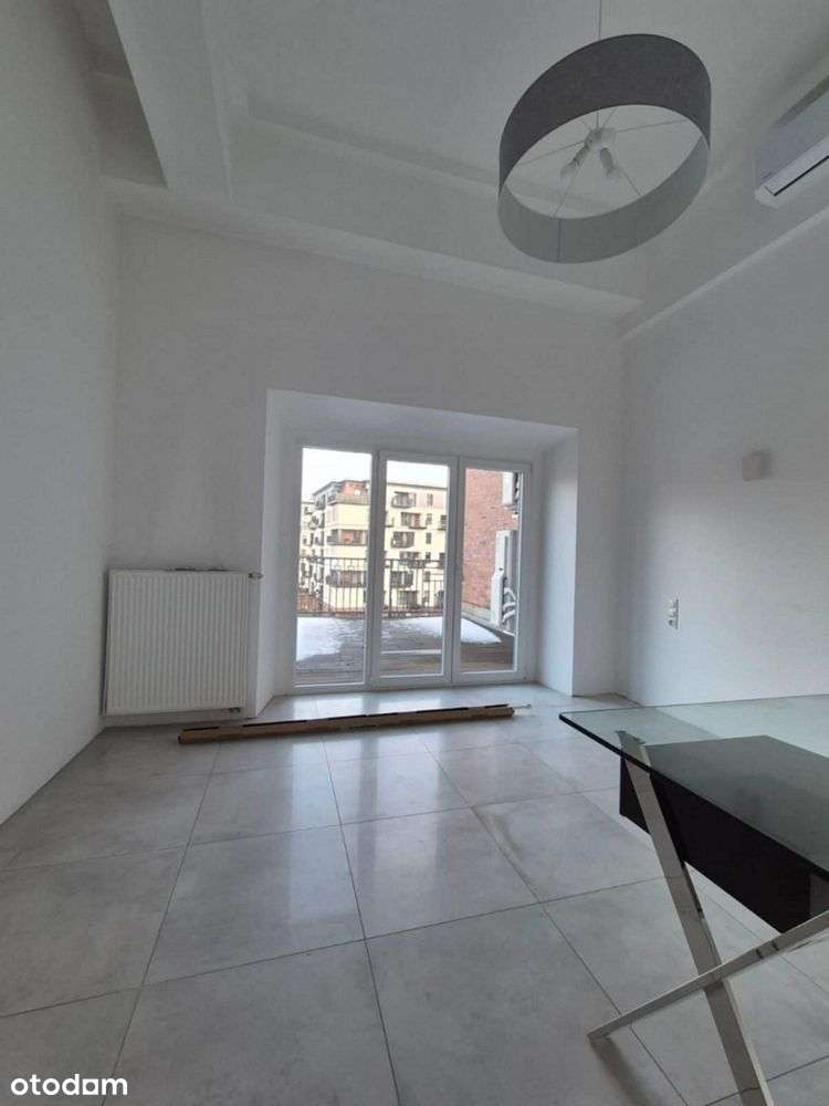 Ekskluzywny Apartament w Topowej Lokalizacji – Ul.-18