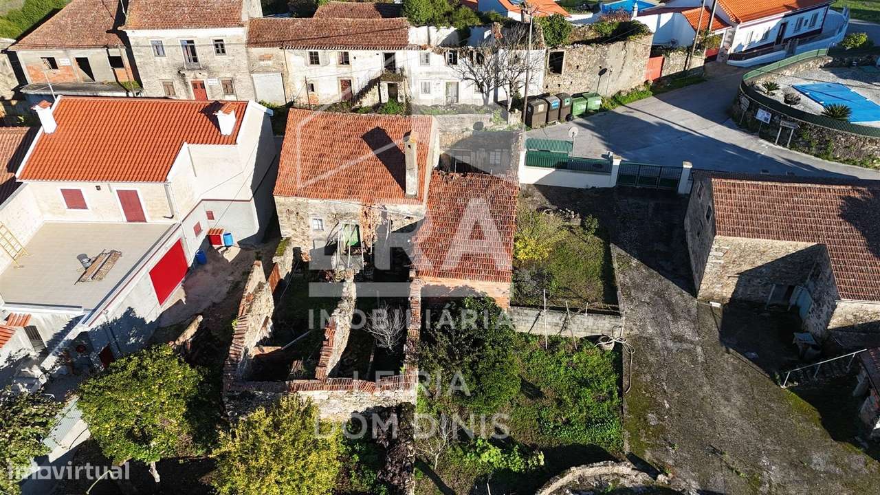 Moradia T3 isolada com jardim em Ferreira do Zêzere - Grande imagem: 5/15