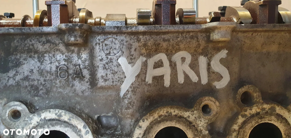 Głowica kompletna Toyota Yaris 1.0 16V - 7