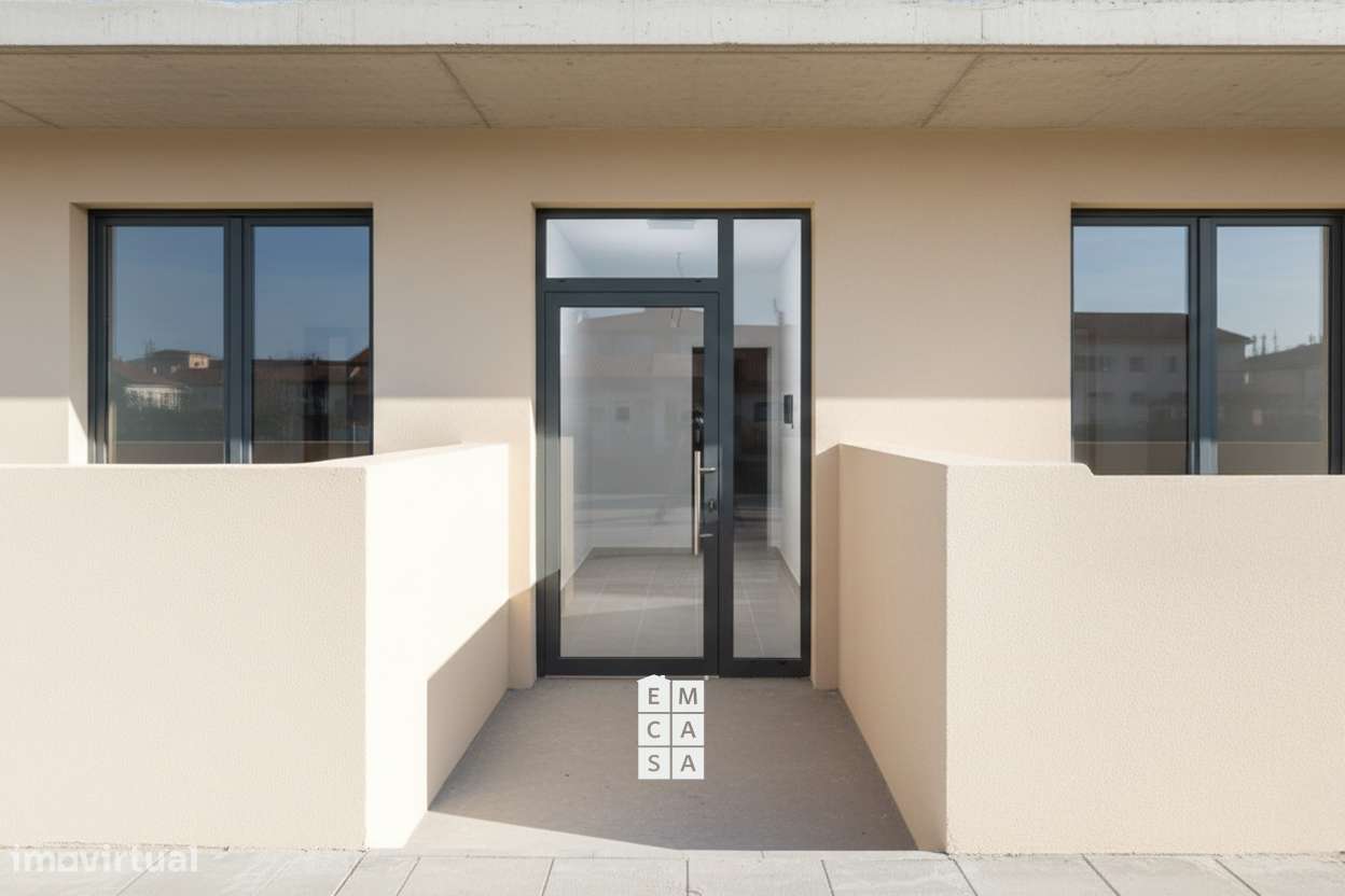 Apartamento T0 Venda em Oliveira de Azeméis, Santiago de Riba-Ul, Ul,-7