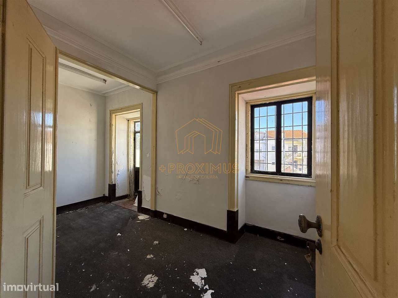 Prédio no centro da cidade - Figueira da Foz-27