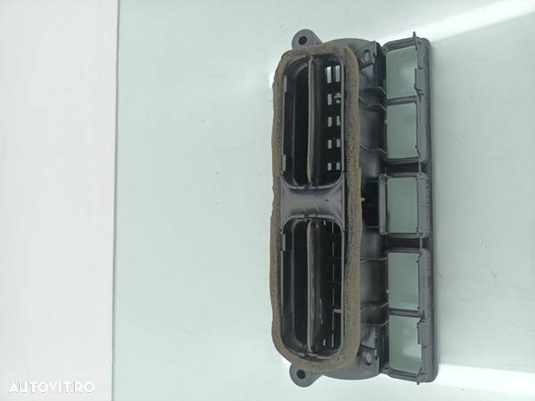 Grila aerisire centrala VW GOLF 4 AJM 1998-2004  1J0819728C - 2