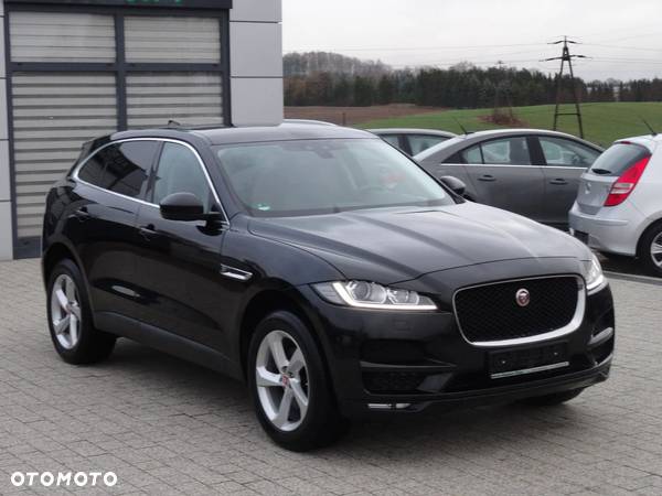 Jaguar F-Pace 2.0 i4D RWD Prestige - 2