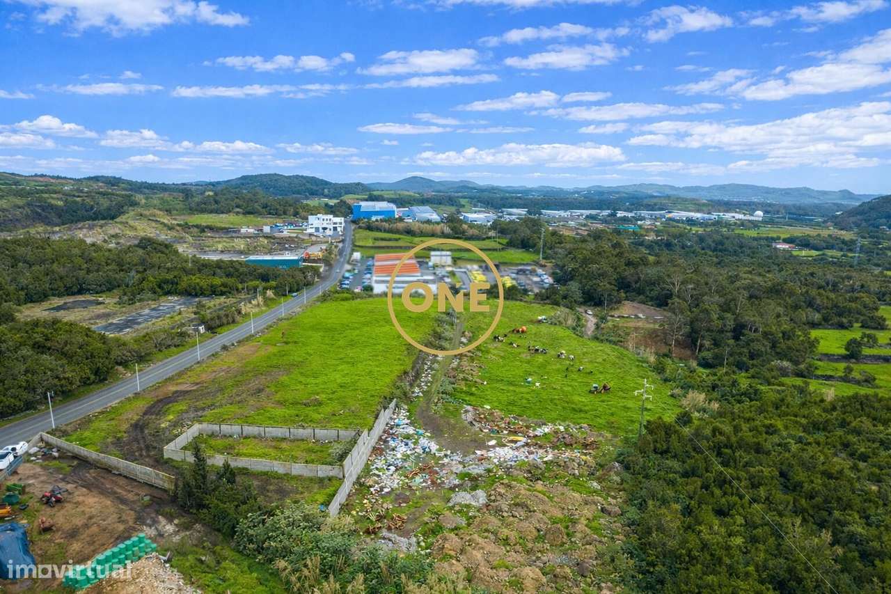 Excelente Terreno para Construção com 14.700 m2 na Fajã de Cima – São - Grande imagem: 5/7