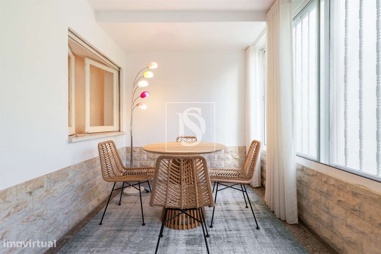 Apartamento T1 para venda mobiliado em Cascais com piscina e jardim-5